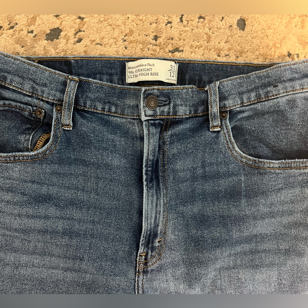 Abercrombie & Fitch Curve Love
